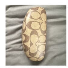 Coach Hard Case Brown Beige Logo Print Felt Lining for Glasses Sunglasses